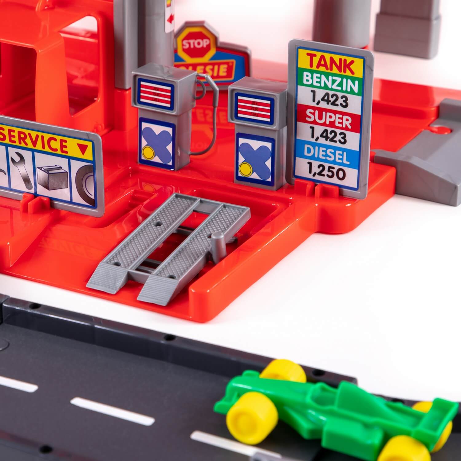 Parking 4-poziomowy z drogą i samochodami, czerwony (w pudełku) Parking 4-poziomowy z drogą i samochodami, czerwony (w pudełku) Ref. 44723 - photo #10